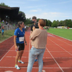 Almut beim Interview .... nach 2 Tagen und 10 Disziplinen