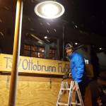 Aufbau am Abend des Freitags