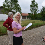 Organisatorin Gitti Fischer protokolliert die Ergebnisse gewissenhaft.