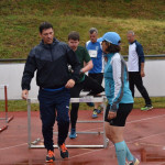 Aufwärmen vor dem Hürdensprint